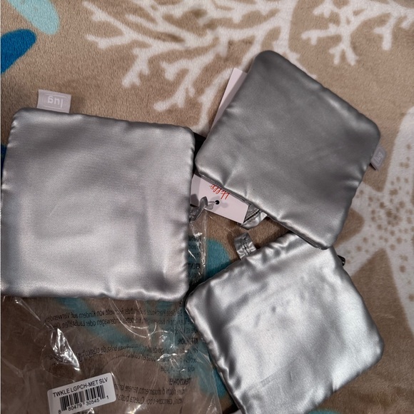 Lug Metallic Silver Zippered Pouch Trio NEW!! - Picture 2 of 6